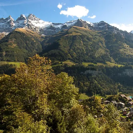 帕拉德佩里旅馆 度假村 3*