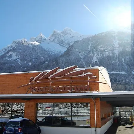 Palladium De Feriested Champéry