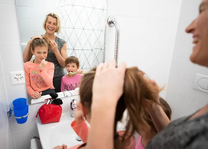 帕拉德佩里旅馆 3*